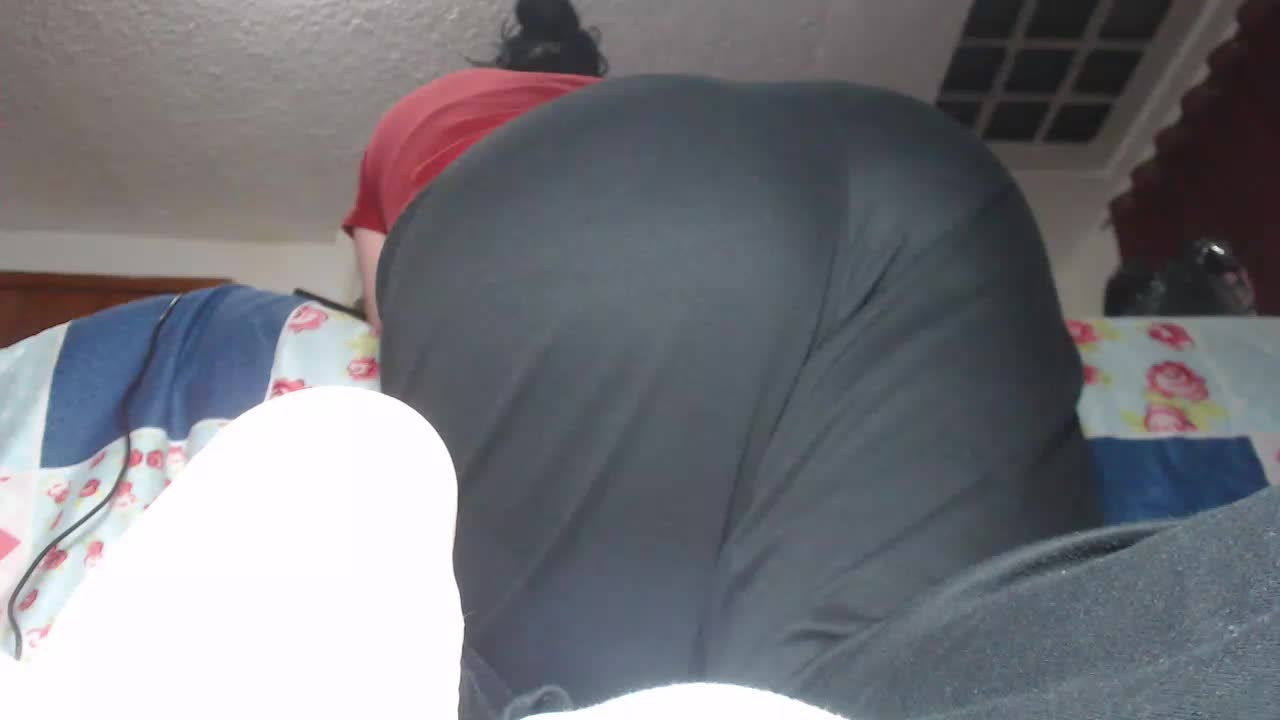 fuck fingers squirrt－カメラキャストのprettyangelsquirtの動画