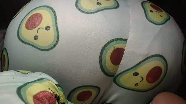 my pussy squirts a big stream - video by prettyangelsquirt cam model