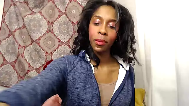 TS Yoga Lululemon girl, ebony ts, ebony, ts, smooth skin, long hair, TS caramel skin. Gold skin. - video by MissMegane cam model