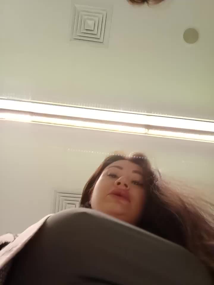 fuck my ass in public bath - video by Wet__Bunny cam model