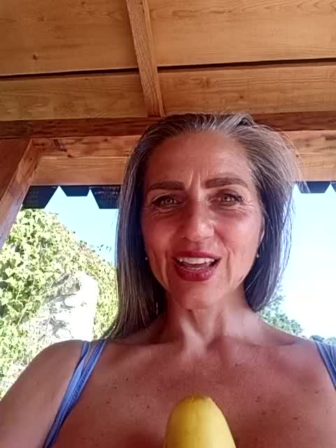 [13 Aug 16:45] Private Show FUCK HUGE CUCUMBER !!! HUGE SQUIRT - video Alimela kameramallilta