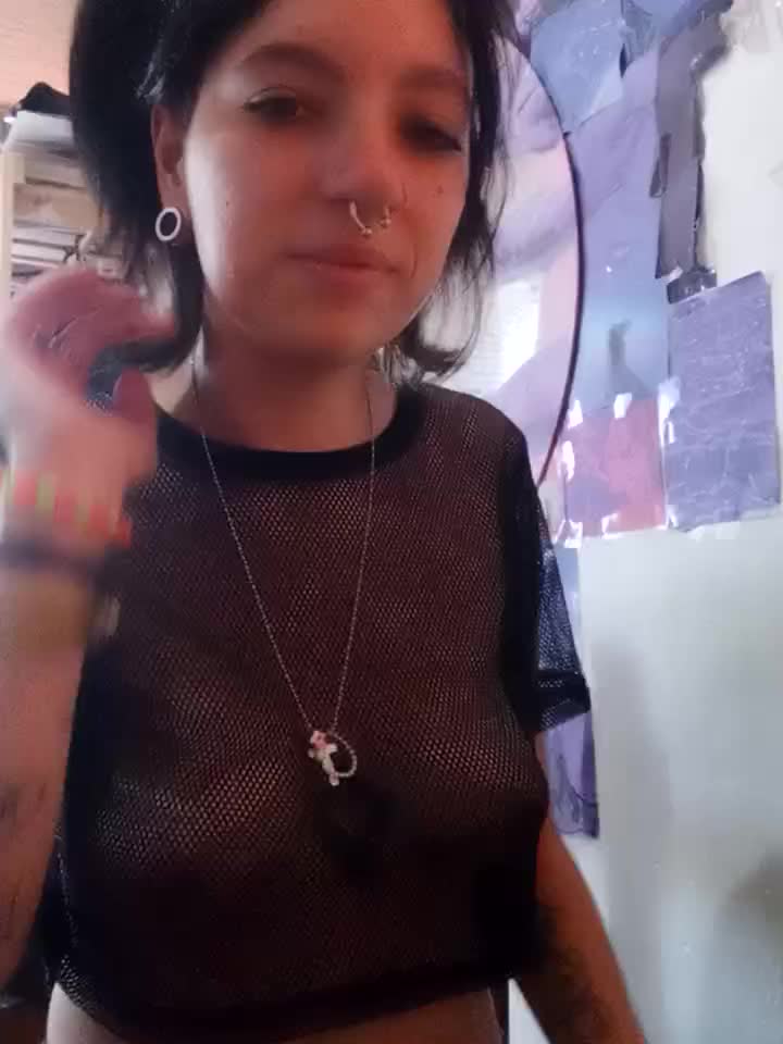 oil on tits fast - video van Rabit_Snake cam-model