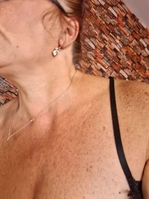 Show ...mm – video af PornoXxlAza cam-model