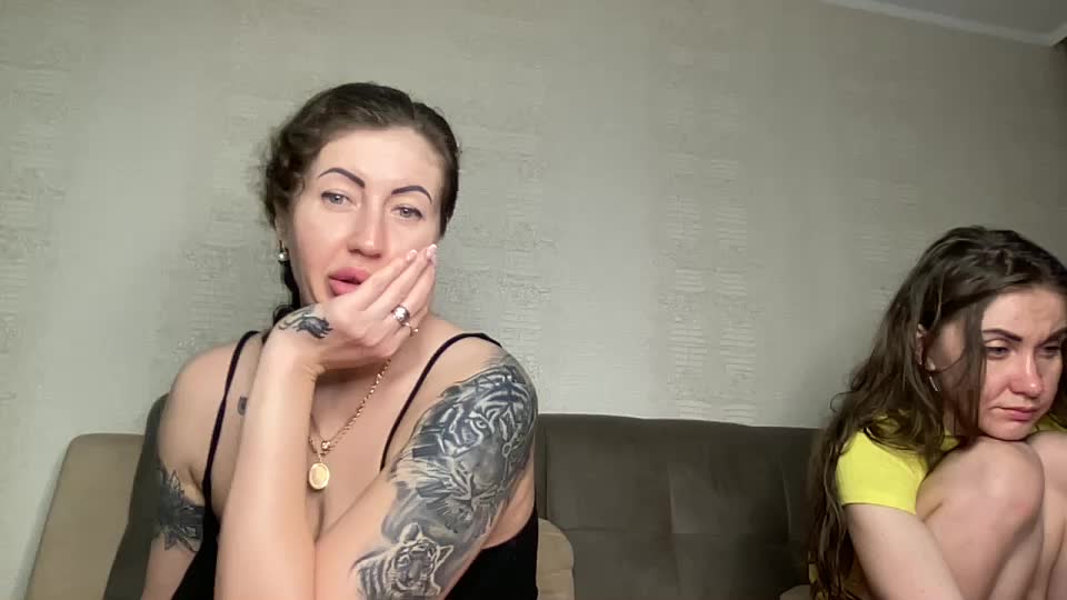 show feet - video Avtosluts777 kameramallilta