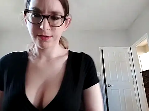 Fucking dildo - video by RoxyRayneXO cam model