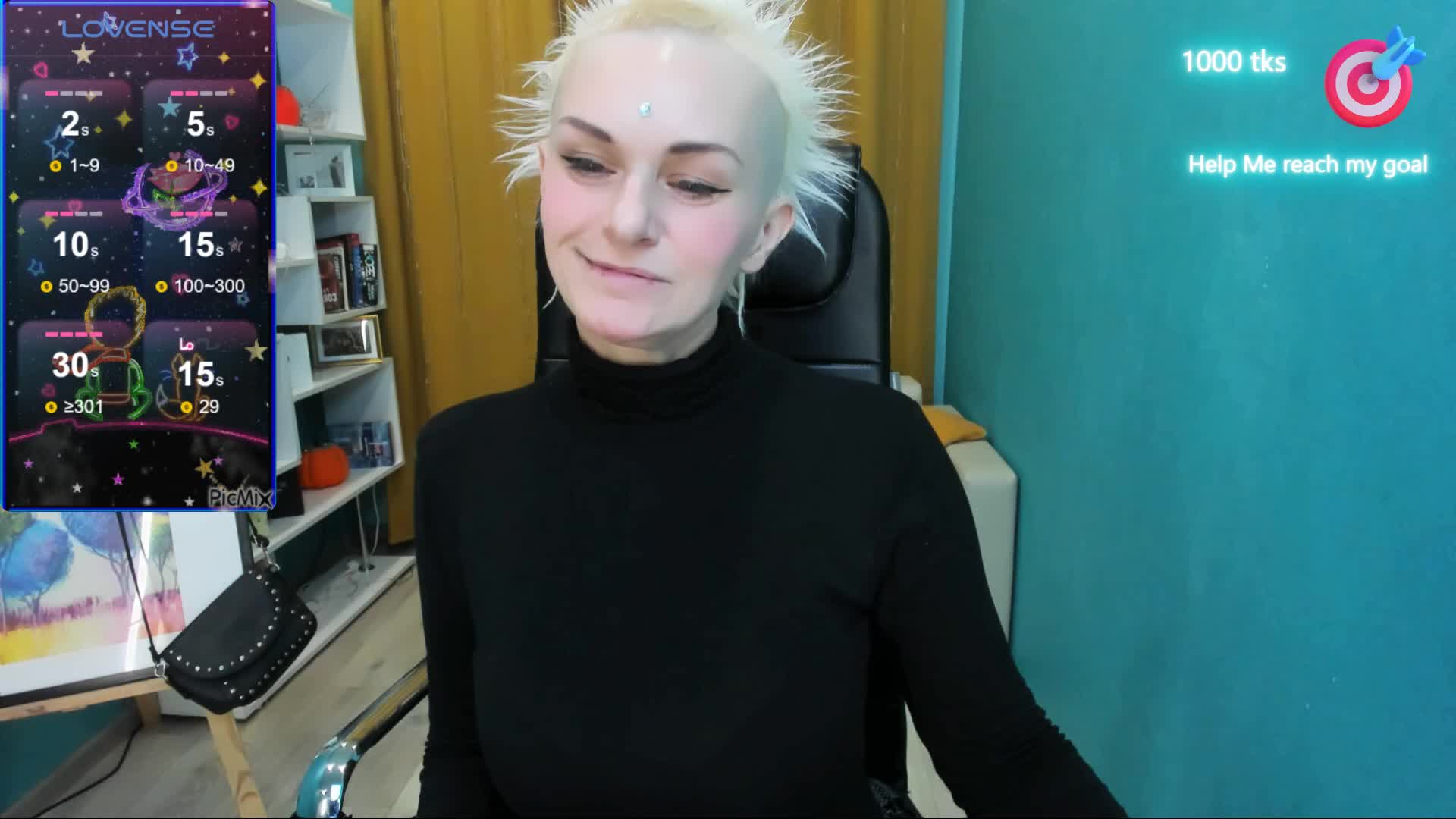 Cumshow ! Pussy close to cam !