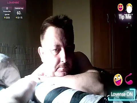 [12 Dec 01:19] Public Show - video by Novy73 cam model