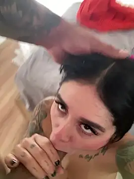 sucking cock while his cum falls on my face - video by LaraHenao cam model