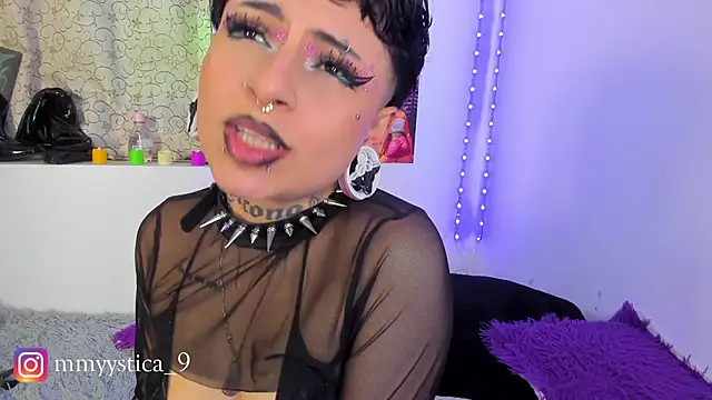 red ass/ slap face good slut😈🔥 - video by Rainnbow_ cam model