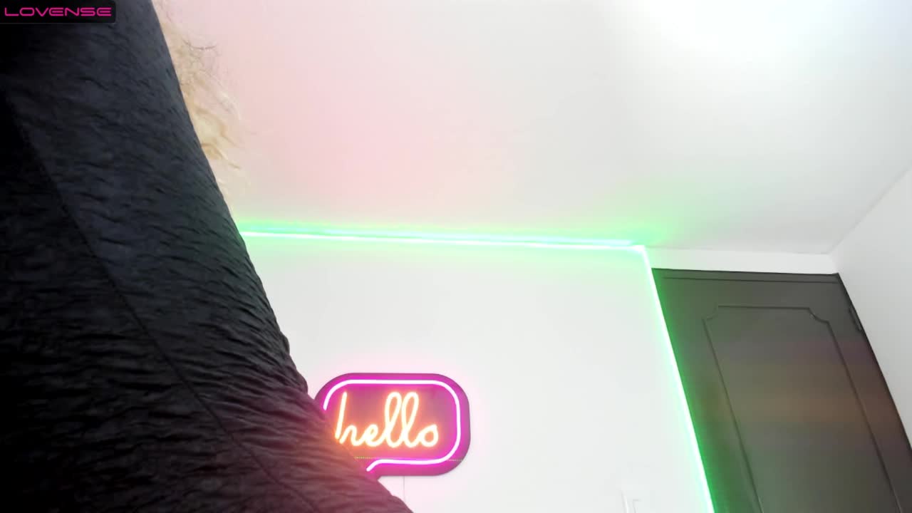[24 Nov 10:53] Private Show - video by MADAMEMATURE_ cam model
