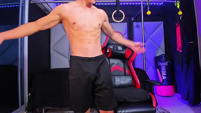 [9 Mar 09:08] Private Show - video by Aydenmiller96 cam model