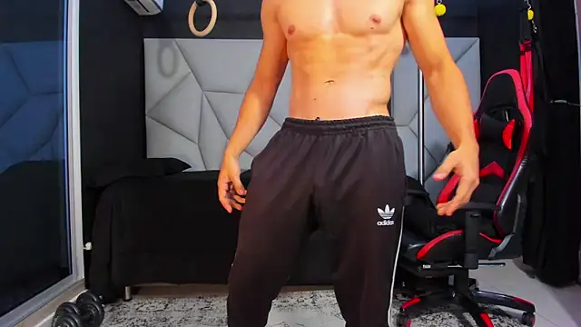 [11 Mar 22:54] Private Show - video by Aydenmiller96 cam model