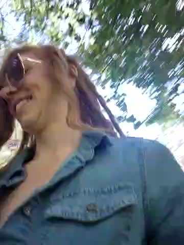 [3 Jun 15:46] Public Private Show! - Vídeo de LucidLucy, modelo de vídeos
