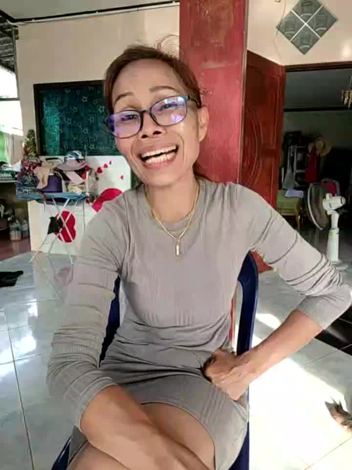 Mama_Eva's XXX Videos & Recorded Live Shows xHamsterLive