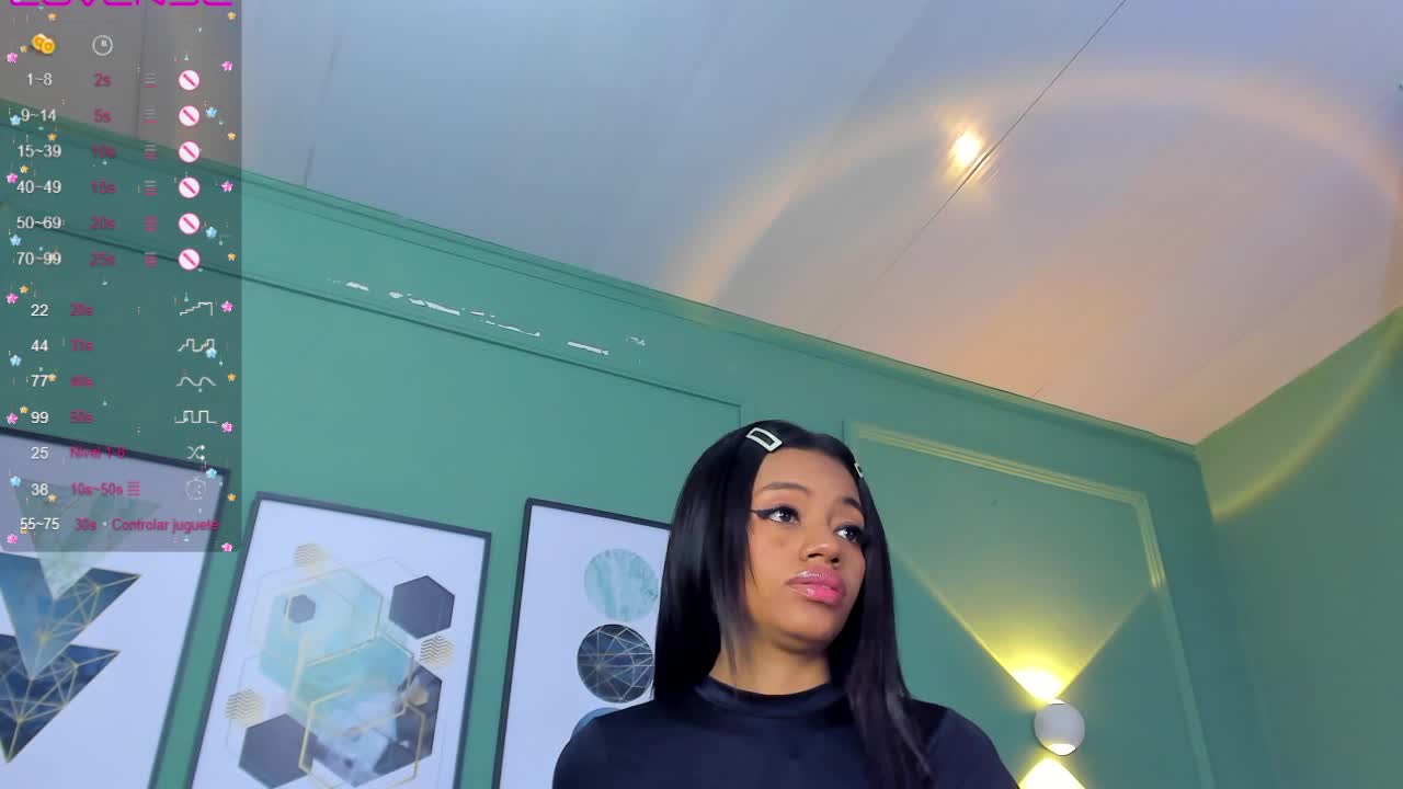 masturbate my deliciuoso pussy - video by Shana_03 cam model