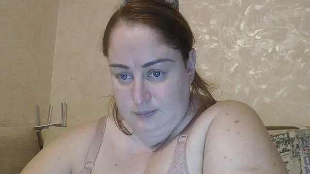 you see my big boobs you will see my big butt - video by Amy_August cam model