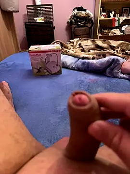 [10 Oct 21:11] Public Show– nemes2 kameramodell videója