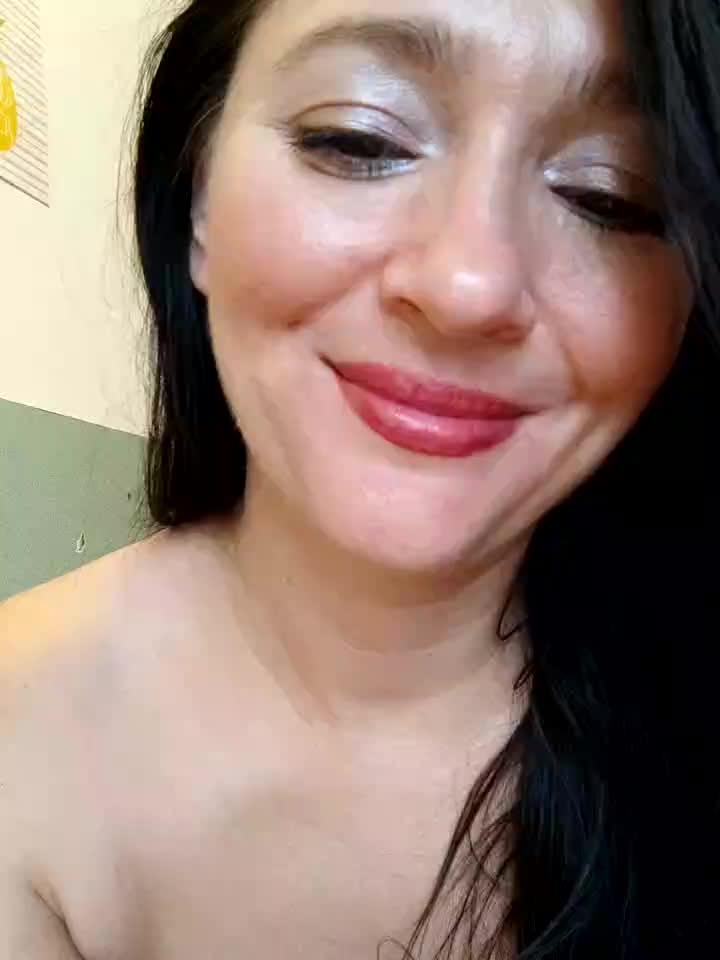 Private Show big orgasm squirt fountain - video by Aleksandra41 cam model