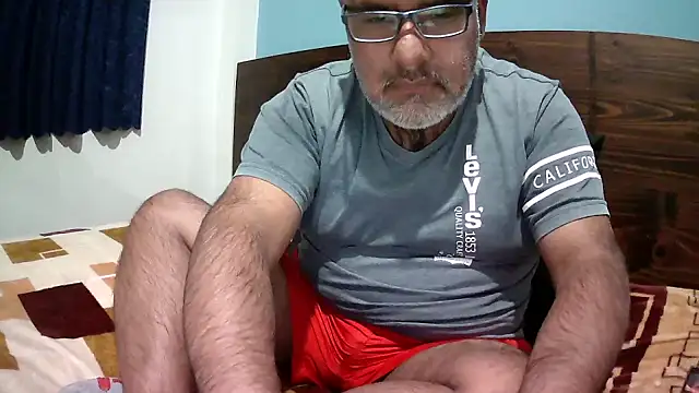 [1 Jun 00:36] Fleshlight and jerk without resting 🍆🍆