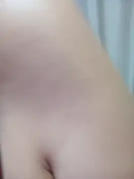 ازايز وحاجات غريبة مش ممكن يكون ده كس ...اححححح - video by Queen_sousou cam model