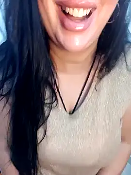 خرم طيز وهو  بينفض - Queen_sousou 캠 모델의 동영상