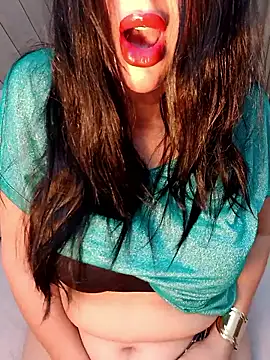 احلى زب راكباه وبوجهي كامل big dildo with ly face - video by Queen_sousou cam model