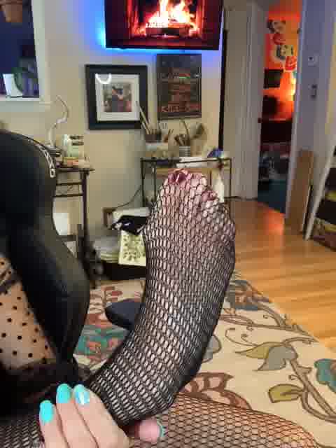 FOOT FETISH?