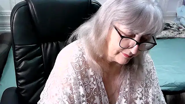 [21 Dec 06:01] Private Show - 視頻由 LolkaAlyss 主播提供