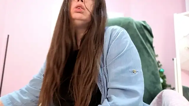 [11 Dec 23:47] Private Show - clip cu BattyMoll model videochat