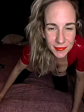 [25 Oct 22:12] Private Show Latex & red lips 💄 💋 - video by NaomiAndFriends cam model