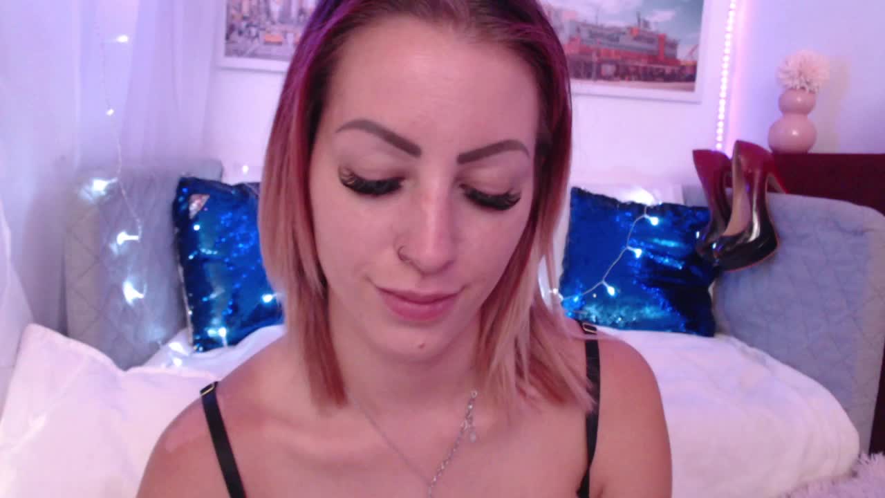 ass tease and bj - video by kitty_loves_blue cam model