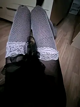[19 May 13:36] Public Show－カメラキャストのHornynylonlad87の動画