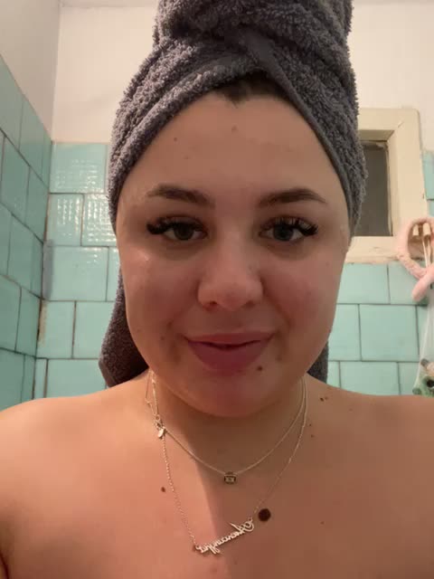 Body - video by Sara_Slow cam model