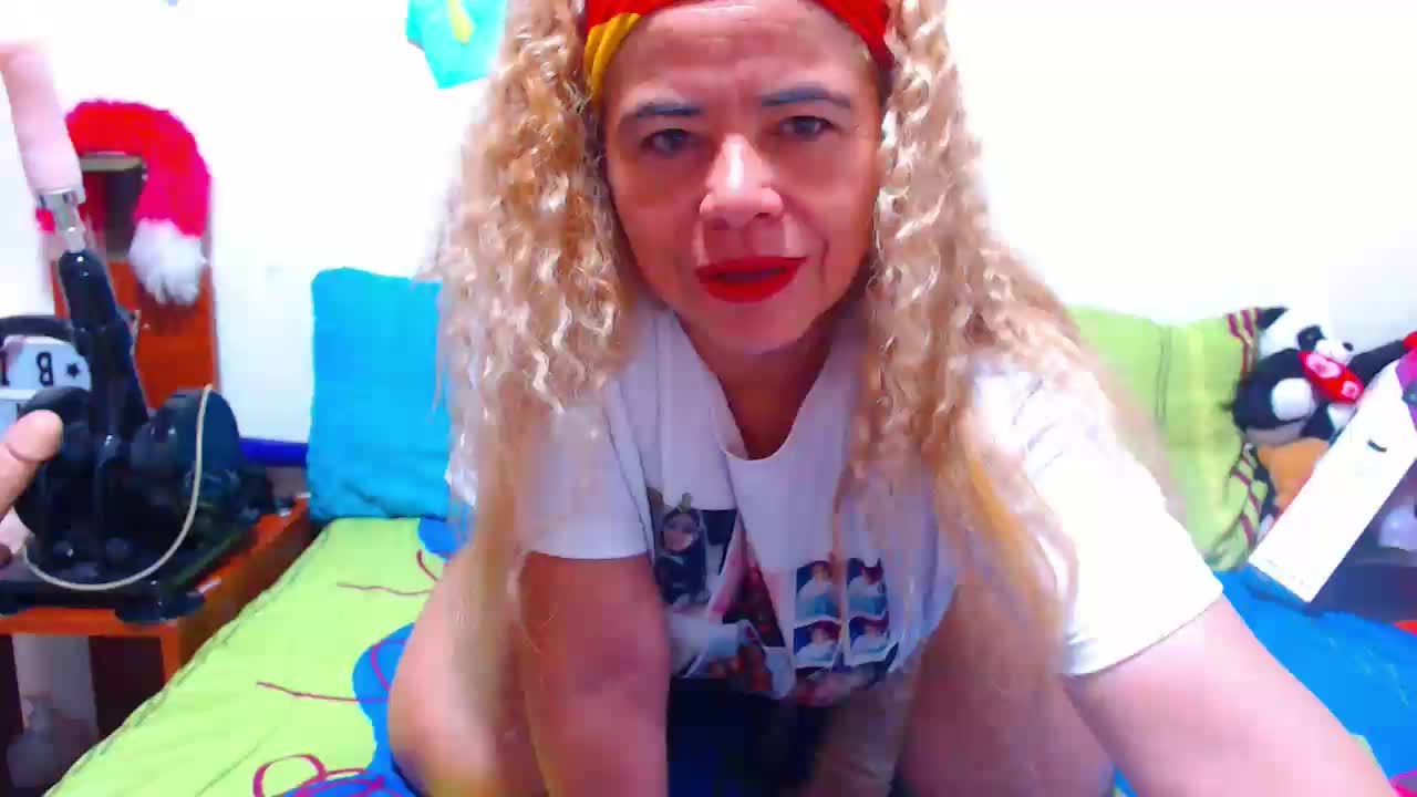 Amazing body and amazing pussy - Vídeo de estrellita_fugaz16x, modelo de vídeos