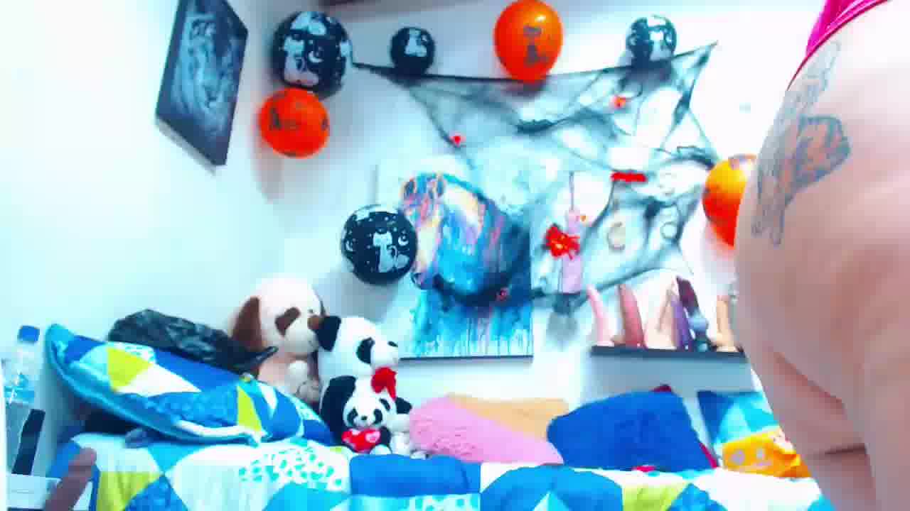 [20 Oct 01:03] Private Show - video by estrellita_fugaz16x cam model