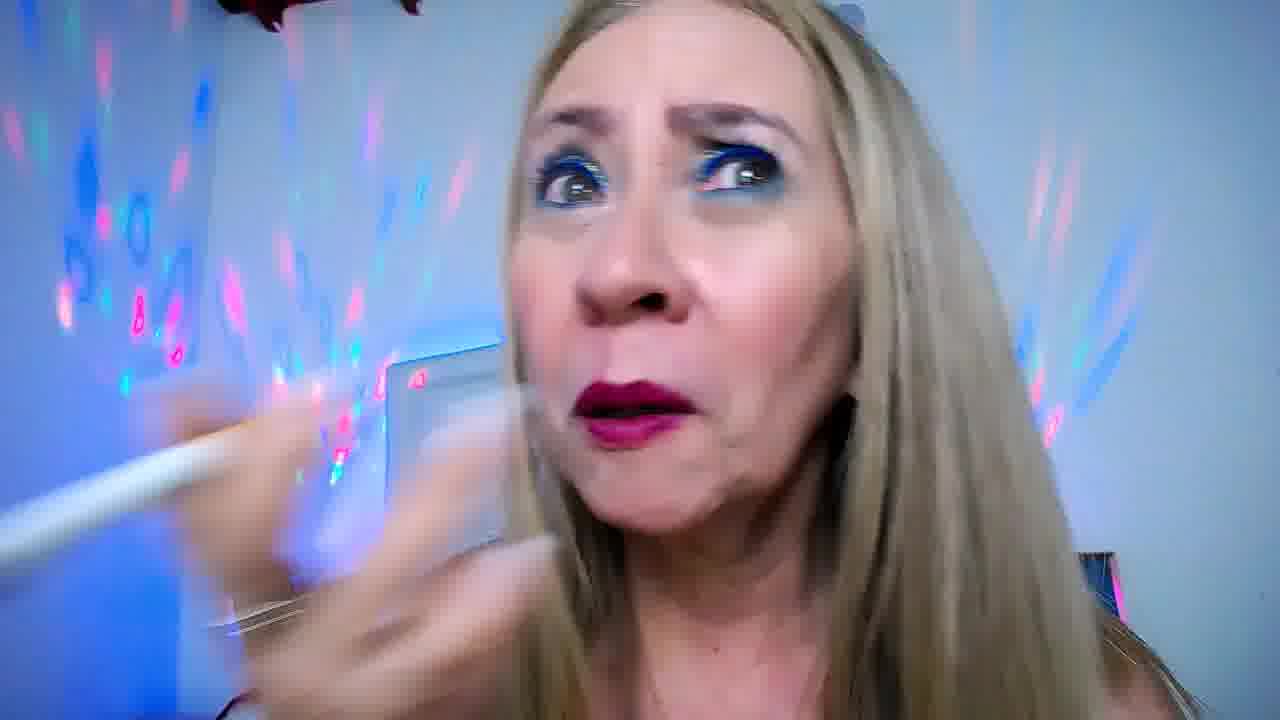 Smoking Show - ক্যাম মডেল lucy_belle_bm-এর ভিডিও