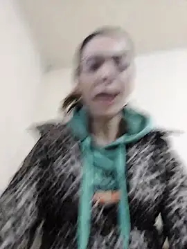 [13 Oct 07:12] Private Show - video by SheTheDeeevil cam model