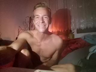 [19 Aug 22:28] Private Show - video av fit_ass_2021 cam-modell