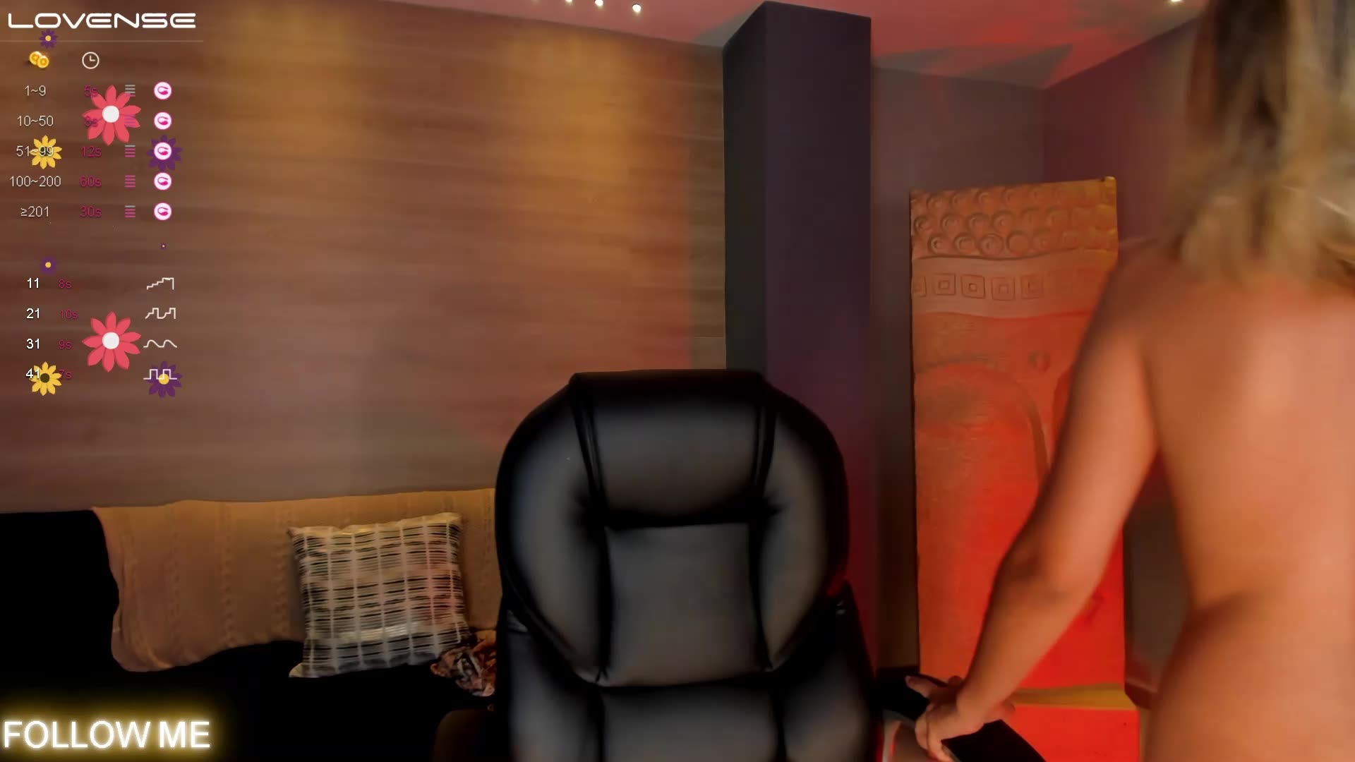 Play with me naked and let me suck u – video modela na kameri MelissaMoore_