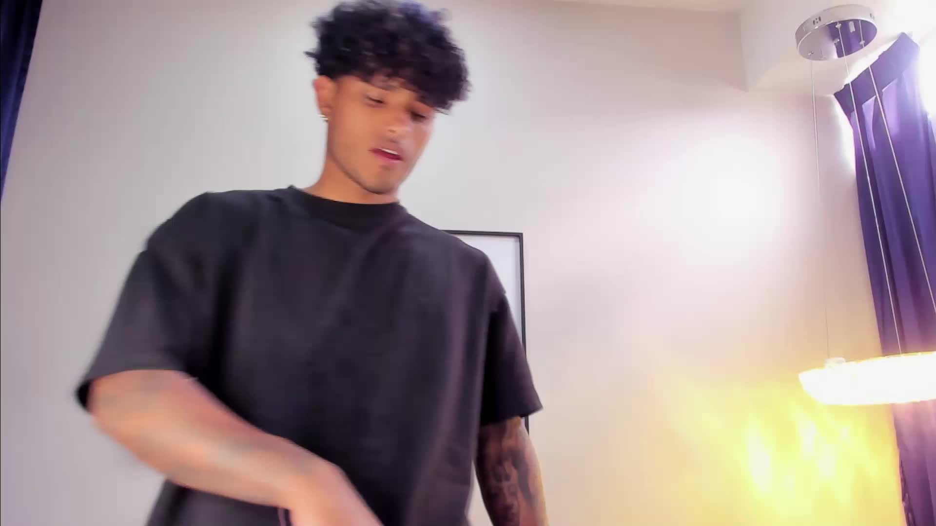 Sexy Alessandro - video by Alessandro_Vanni cam model