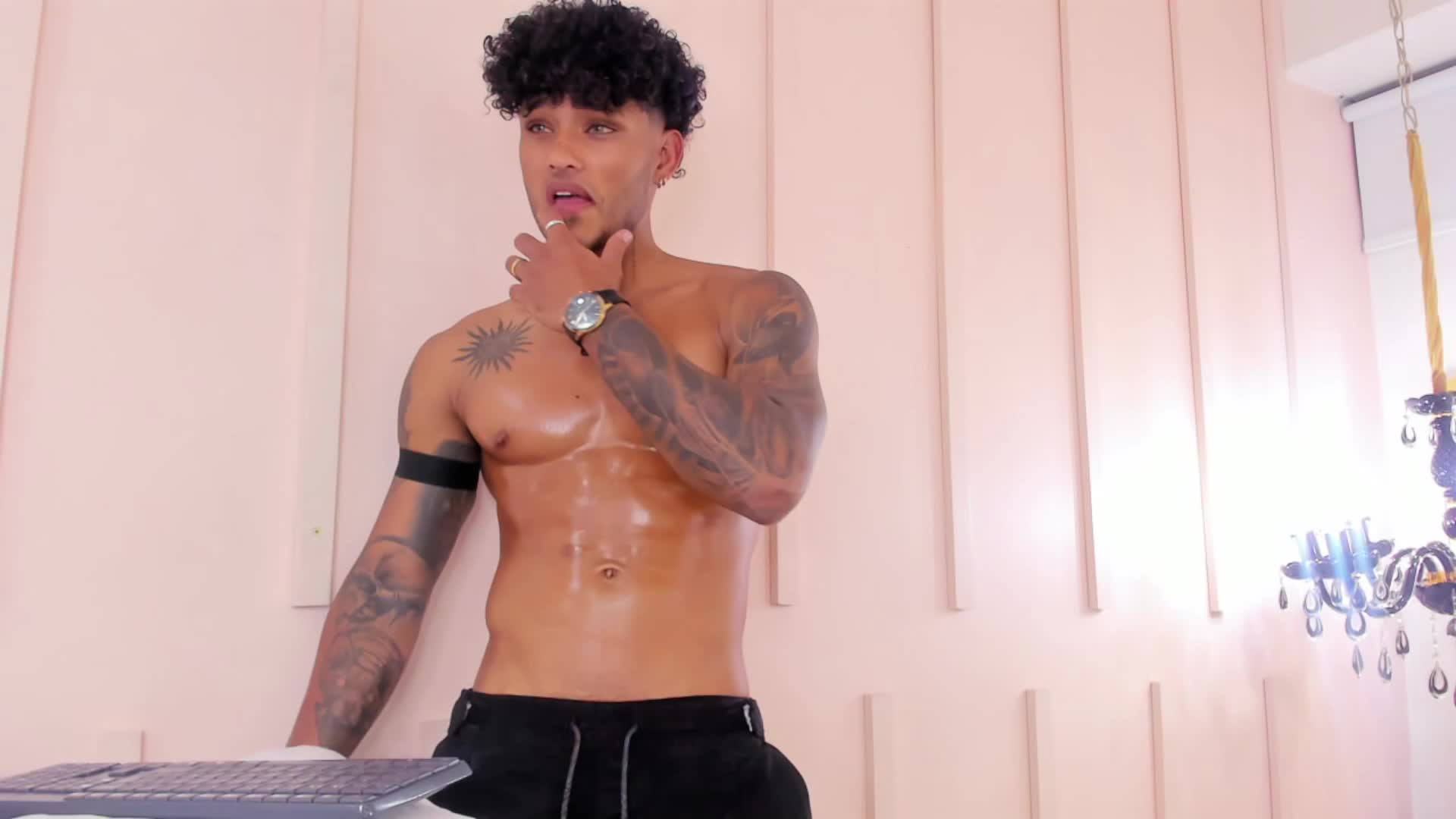 Sexy Dance - video by Alessandro_Vanni cam model