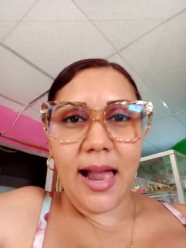 [17 Apr 13:13] Private Show - maymercy主播的视频