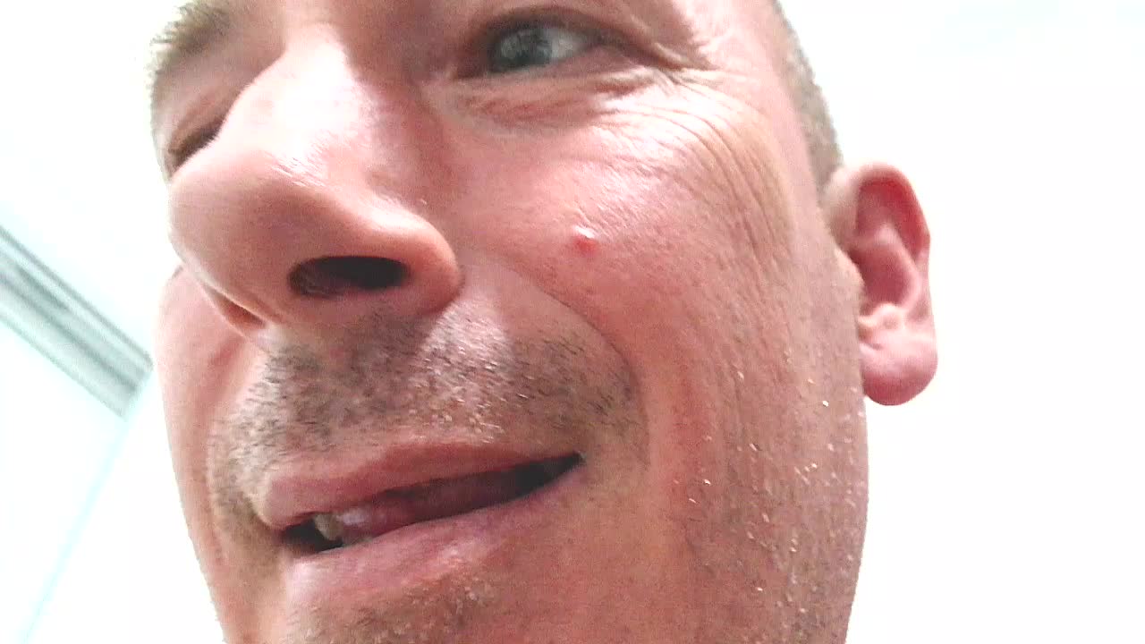 niplle,belly,cock,ass– Johan___Barker kameramodell videója