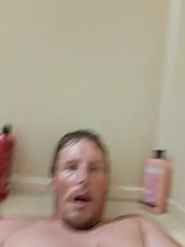 [28 Jul 03:09] Public Show - vídeo de la modelo de cam bushhogger8371