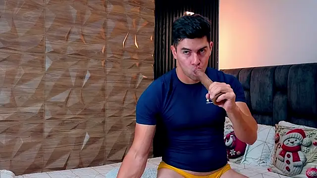 horny dildo ride - video by FelipeAndMarcello3 cam model