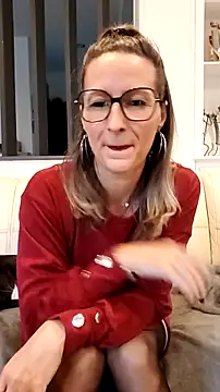 [23 Nov 14:46] Private Show Gode domi - video av dancing_sexy_doll cam-modell