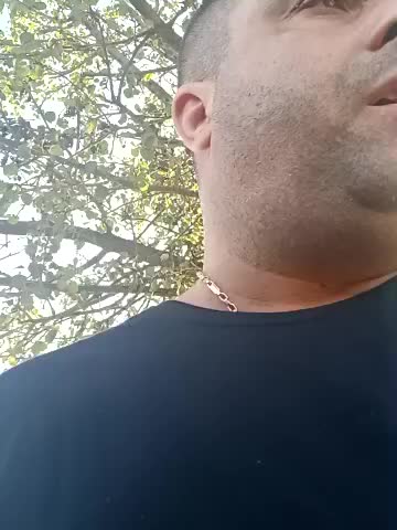 Show cum in my car - video ADRIAN_ADI40 kameramallilta