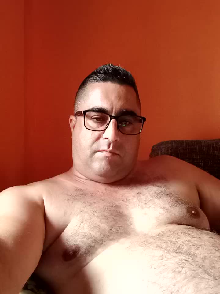 Show naked completly my sexy body