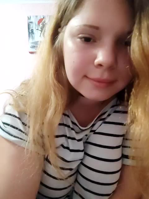 Lots of orgasm - video av Zuli_Kiska cam model