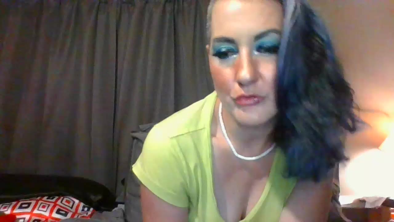 [29 Aug 19:44] Private Show - video by bettyvape85 cam model